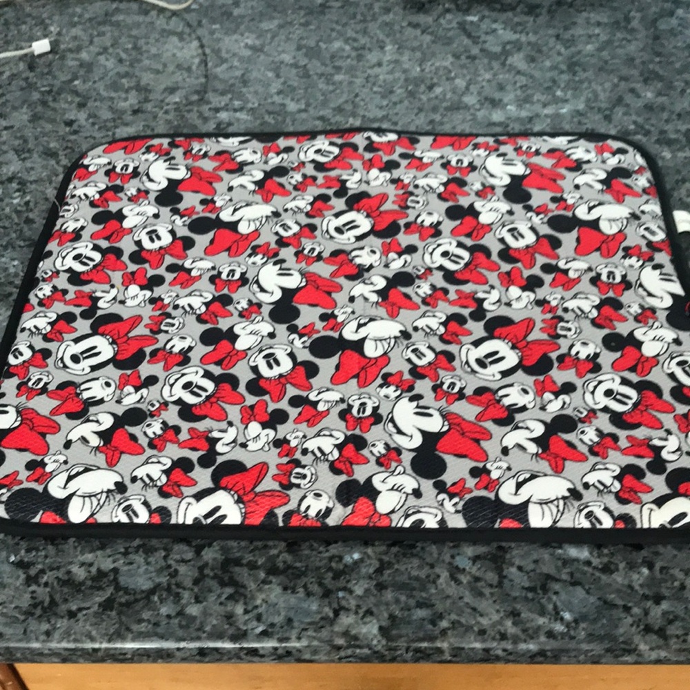 Mickey Mouse Patterned Dish Drying Mat